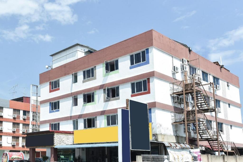 Grand Ct Hotel Malacca Extérieur photo