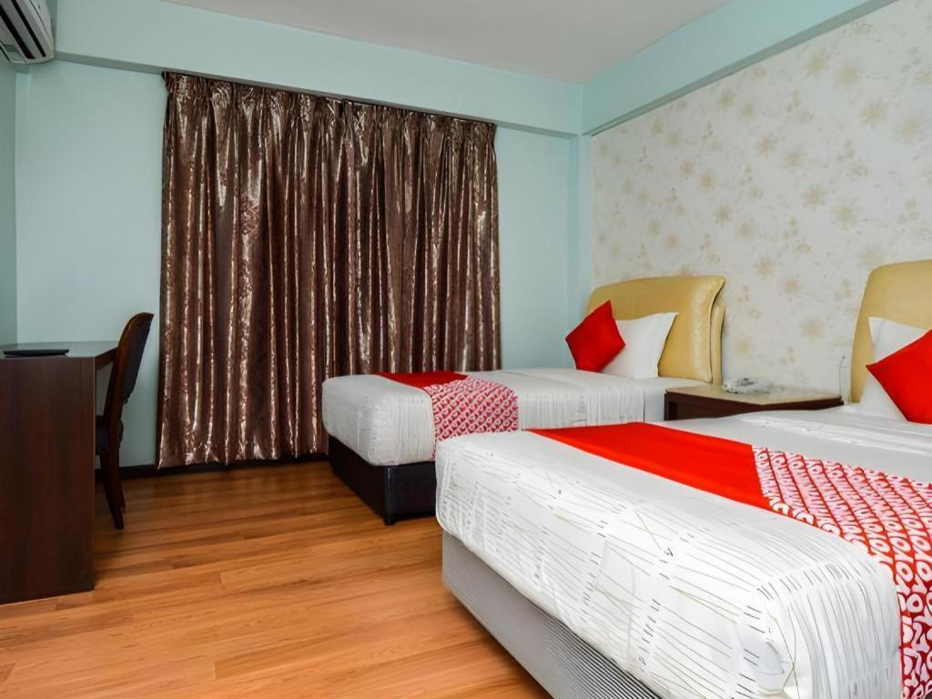 Grand Ct Hotel Malacca Extérieur photo