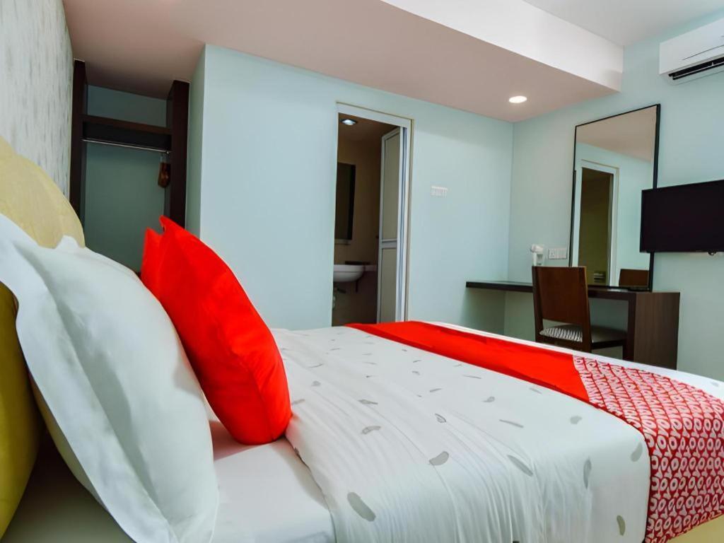 Grand Ct Hotel Malacca Extérieur photo