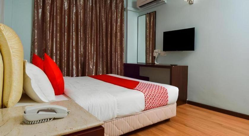 Grand Ct Hotel Malacca Extérieur photo