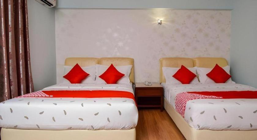 Grand Ct Hotel Malacca Extérieur photo