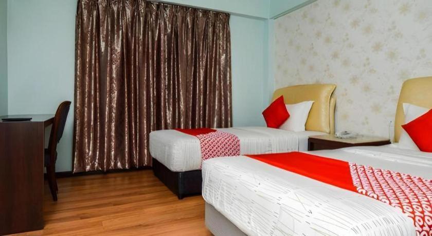 Grand Ct Hotel Malacca Extérieur photo