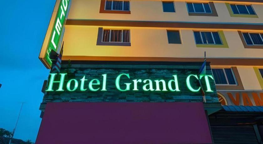 Grand Ct Hotel Malacca Extérieur photo