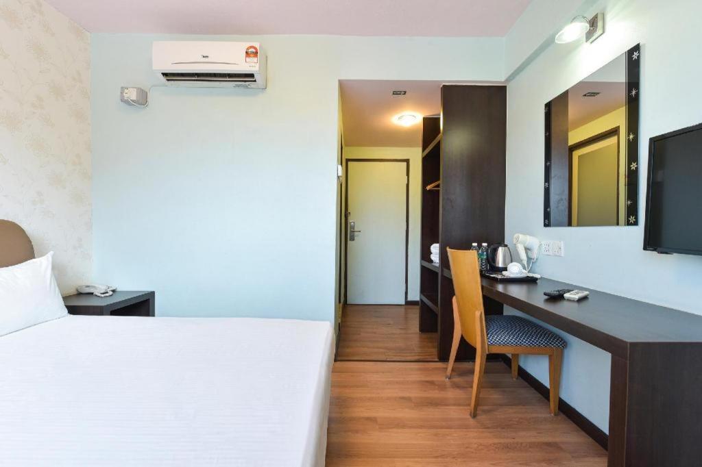 Grand Ct Hotel Malacca Extérieur photo